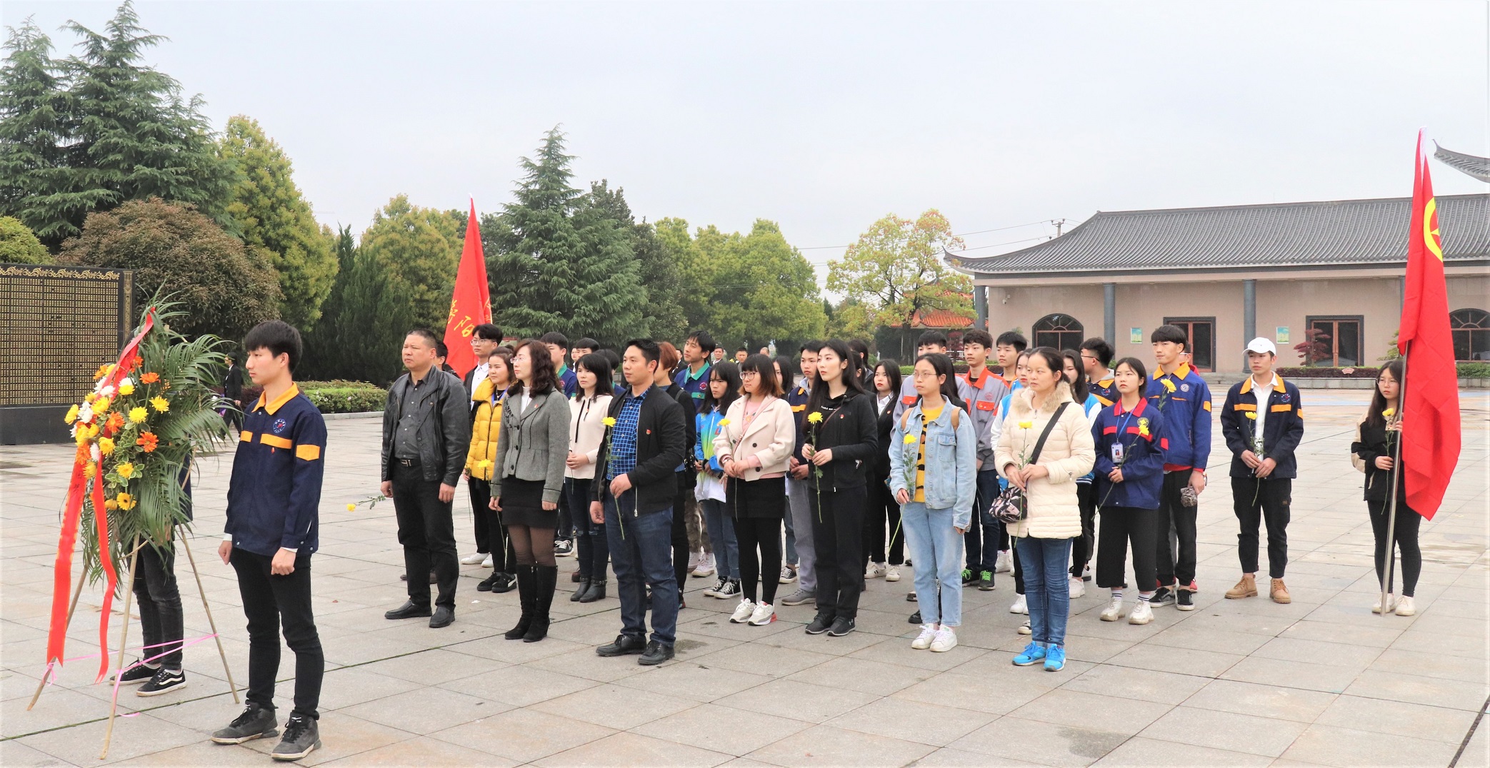 致敬，為祖國獻(xiàn)身的英雄！(圖文)