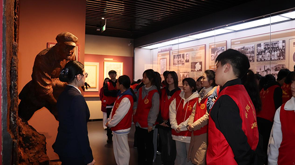 學(xué)院團(tuán)委開展“學(xué)黨史 強(qiáng)信念 跟黨走”主題團(tuán)日活動