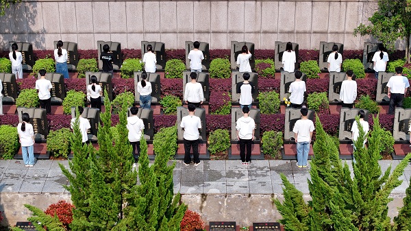 緬懷革命先烈，賡續(xù)紅色血脈