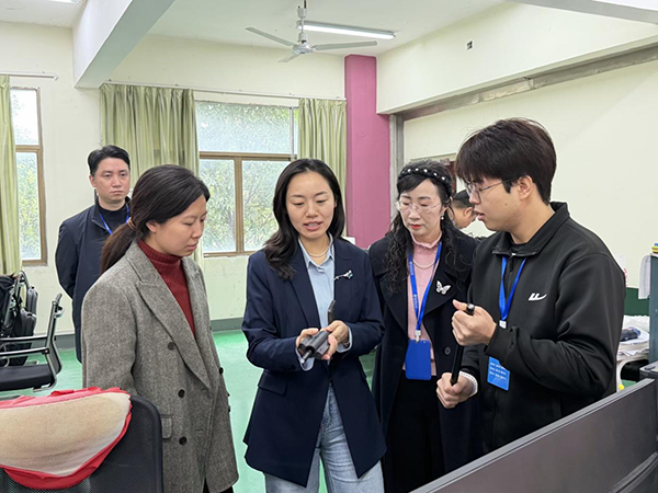 衡陽市人社局對(duì)我院申報(bào)市級(jí)創(chuàng)業(yè)孵化基地（市級(jí)大學(xué)生創(chuàng)業(yè)孵化基地）開展評(píng)審工作