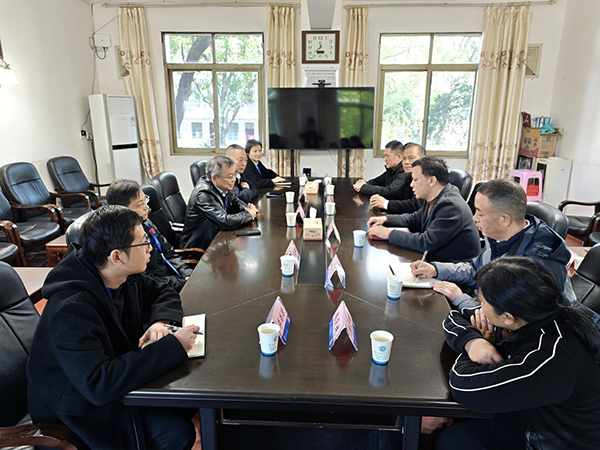 衡東縣吳集鎮(zhèn)黨委書(shū)記劉濤率隊(duì)來(lái)我院調(diào)研交流