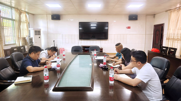 學院黨委委員、宣傳統(tǒng)戰(zhàn)部部長劉超深入電氣工程學院、馬克思主義學院開展調研工作